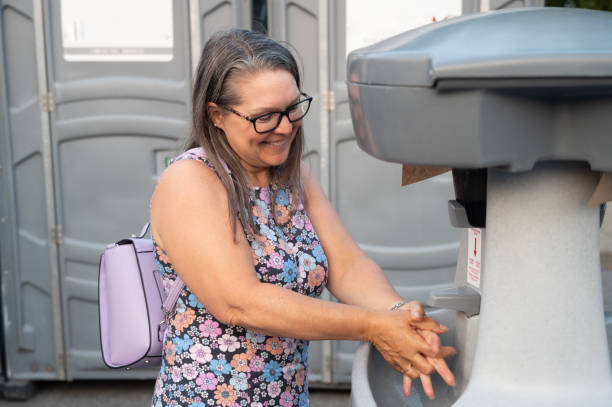 Portable Toilet Options We Offer in Iyanbito, NM